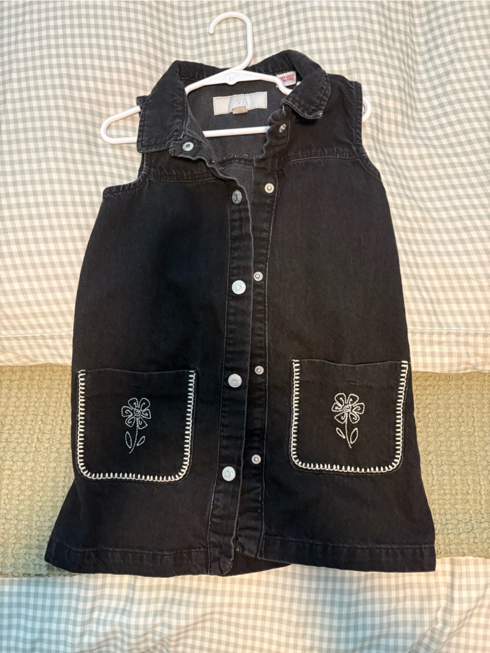 Zara Black Sleeveless Denim Shirt Dress with Embroidered Pockets